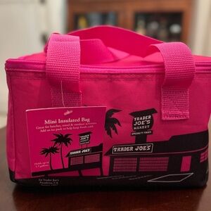 TRADER JOE’S Hot Pink Mini Cooler Tote NWT Rare SOLD OUT